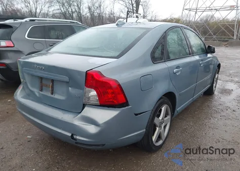 2008 Volvo S40 2.4I z USA, uszkodzony, nr VIN YV1MS390082385747